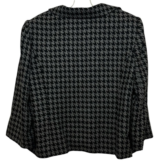 Style & Co Black and Gray Houndstooth Blazer. Size 14 - Picture 2 of 6
